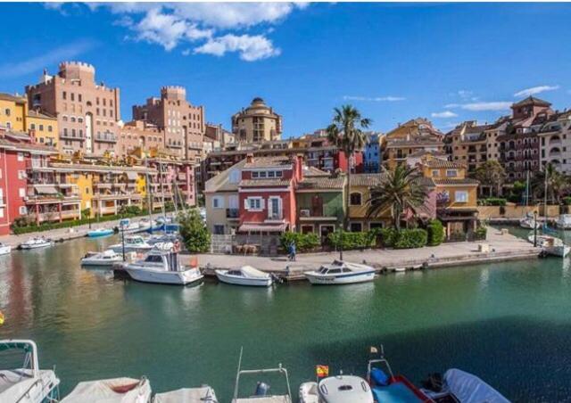 Valencia Beach Room With Private Bathroom Coliving ポルト・サプラヤ エクステリア 写真